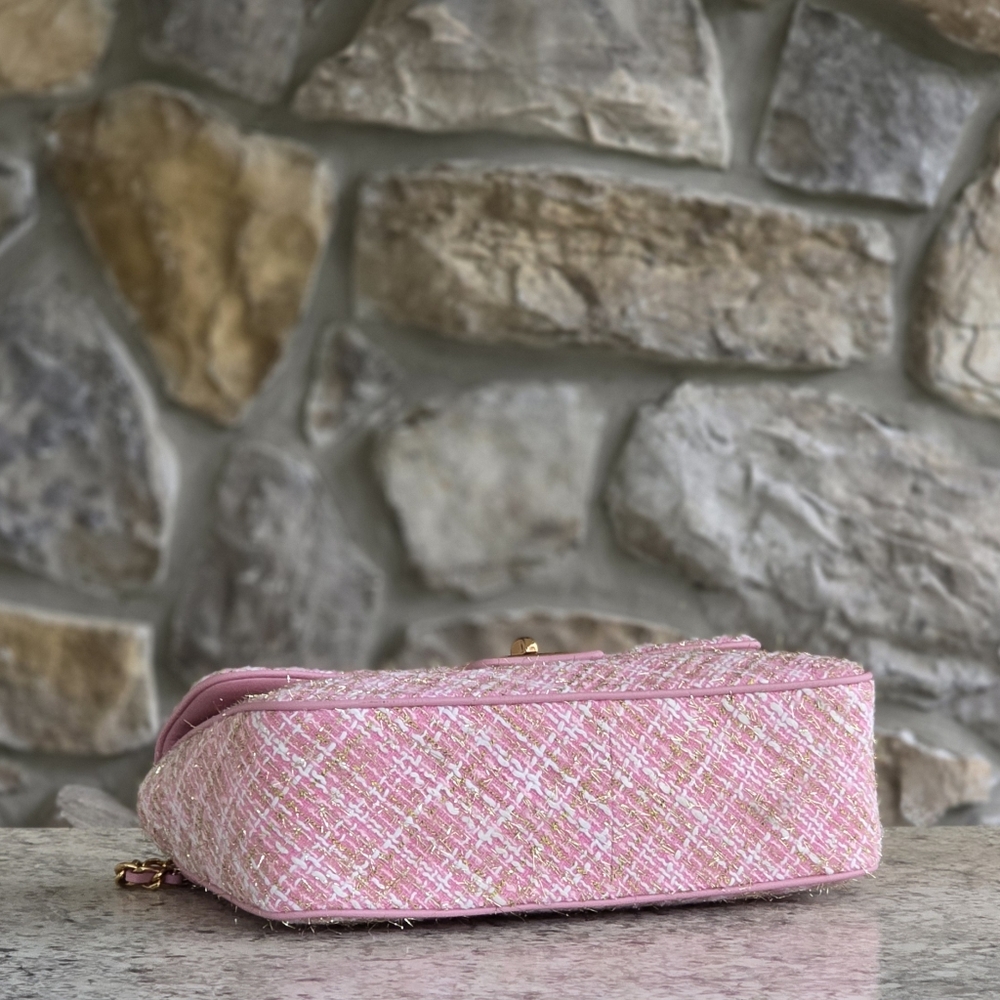 Karl Lagerfeld Paris Large Tweed Pink Shoulder Bag - Picture 4 of 8